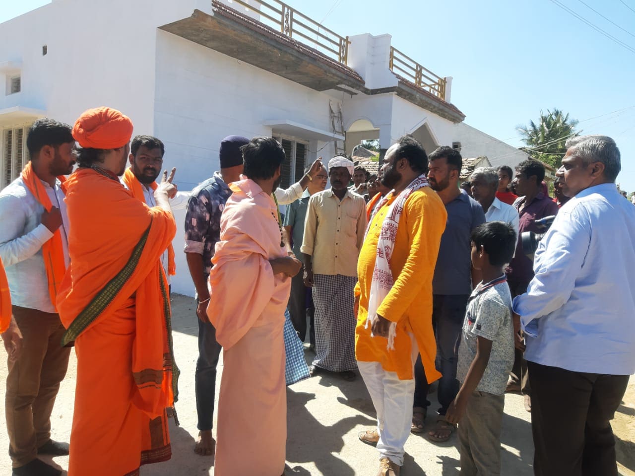 Rishikumara Swamiji with Raju Foster