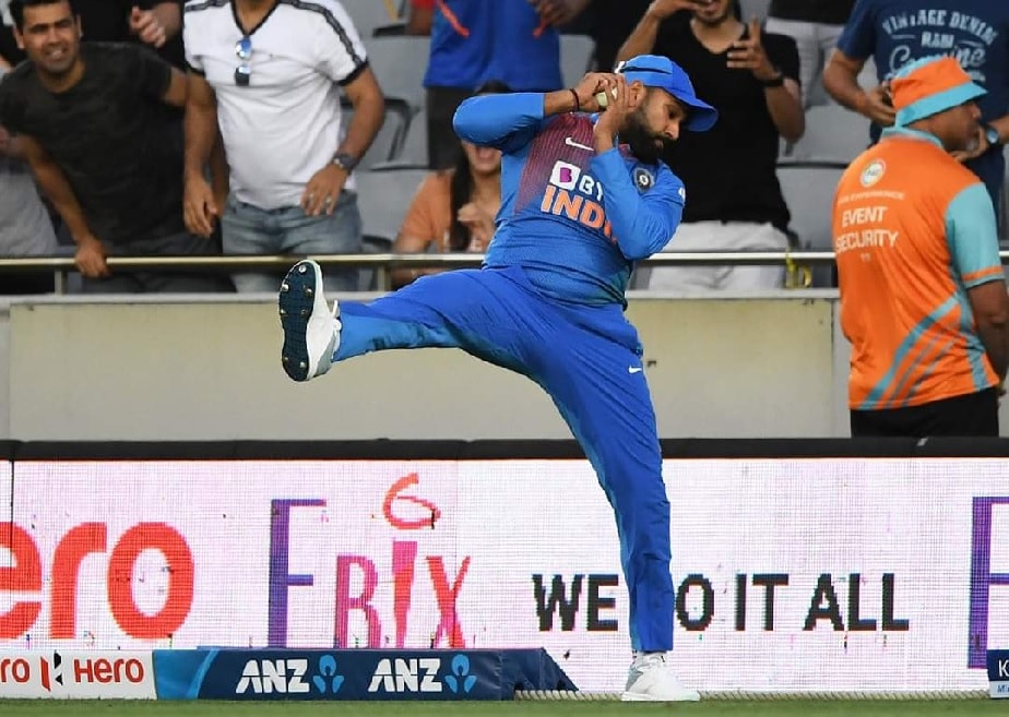 India vs New Zealand: Rohit Sharma’s stunning catch at boundary ropes leaves Auckland crowd in awe - WATCH