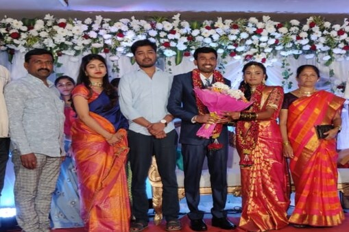 ಬಿಜೆಪಿ ಕಾರ್ಯಕರ್ತನ ಮದುವೆ ಸಮಾರಂಭದಲ್ಲಿ ಸಚಿವ ಅಶೋಕ್ ಪುತ್ರ ಶರತ್.​