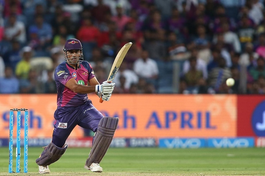 Video: 23 needed off 6 balls, Here watch how MS Dhoni destroyed Axar Patel in IPL