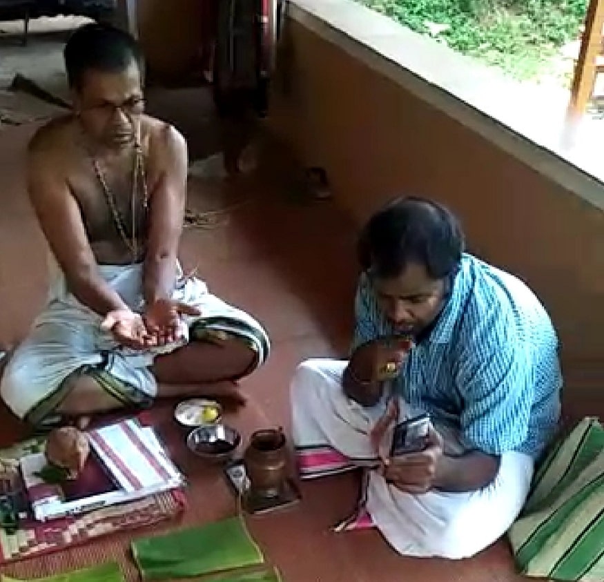 Udupi News Karkala Priest performed Funeral in Online Video Call