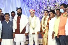 ಶಾಸಕ ಪಿ.ಟಿ.ಪರಮೇಶ್ವರ ನಾಯ್ಕ್ ಮಗನ ಮದುವೆಯಲ್ಲಿ ನಿಯಮ ಉಲ್ಲಂಘನೆ; ಪಿಟಿಪಿ ವಿರುದ್ಧ ದೂರು ದಾಖಲು ಶಾಸಕ ಪಿ.ಟಿ.ಪರಮೇಶ್ವರ ನಾಯ್ಕ್ ಮಗನ ಮದುವೆಯಲ್ಲಿ ನಿಯಮ ಉಲ್ಲಂಘನೆ; ಪಿಟಿಪಿ ವಿರುದ್ಧ ದೂರು ದಾಖಲು