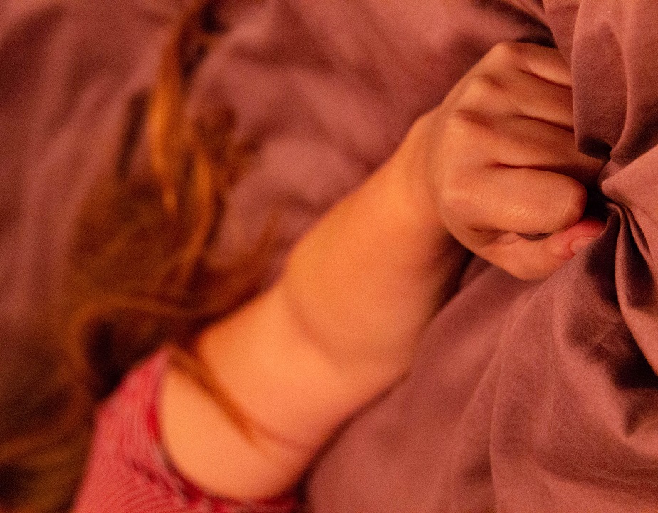  ಲೈಂಗಿಕ ಕ್ರಿಯೆಯಿಂದ ಮನುಷ್ಯನ ದೇಹದಲ್ಲಿ ಈ ಶಕ್ತಿ ಹೆಚ್ಚಲಿದೆಯಂತೆ. ಇದರಿಂದ ಆಗ್ಗಾಗ ಕಾಡುವ ಜ್ವರ, ನೆಗಡಿ ಸಮಸ್ಯೆಗಳು ದೂರವಾಗಲಿವೆ.