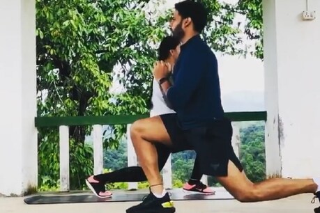 Nikhil : ಬೆಳಗೆದ್ದು ವ್ಯಾಯಾಮ ಮಾಡಲು ನಿಖಿಲ್ಗೆ ಇವರೇ ಸ್ಫೂರ್ತಿಯಂತೆ: ಇಲ್ಲಿದೆ ವಿಡಿಯೋ..! Nikhil : ಬೆಳಗೆದ್ದು ವ್ಯಾಯಾಮ ಮಾಡಲು ನಿಖಿಲ್ಗೆ ಇವರೇ ಸ್ಫೂರ್ತಿಯಂತೆ: ಇಲ್ಲಿದೆ ವಿಡಿಯೋ..!