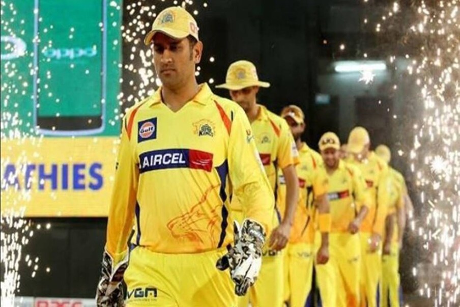  ಕ್ರಿಕೆಟ್​ನಲ್ಲಿ ಟೀಂ ಇಂಡಿಯಾವನ್ನು ಯಶಸ್ವಿಯಾಗಿ ನಡೆಸಿದ ಖ್ಯಾತಿ ಎಂಎಸ್ ಧೋನಿಗೆ ಇದೆ. ನಾಯಕತ್ವದಿಂದ ಕೆಳಗಿಳಿಯಬೇಕಾದರೆ, ವಿರಾಟ್ ಕೊಹ್ಲಿಯನ್ನು ನಾಯಕನನ್ನಾಗಿ ಆಯ್ಕೆ ಮಾಡಿ ಹೋಗಿದ್ದರು.