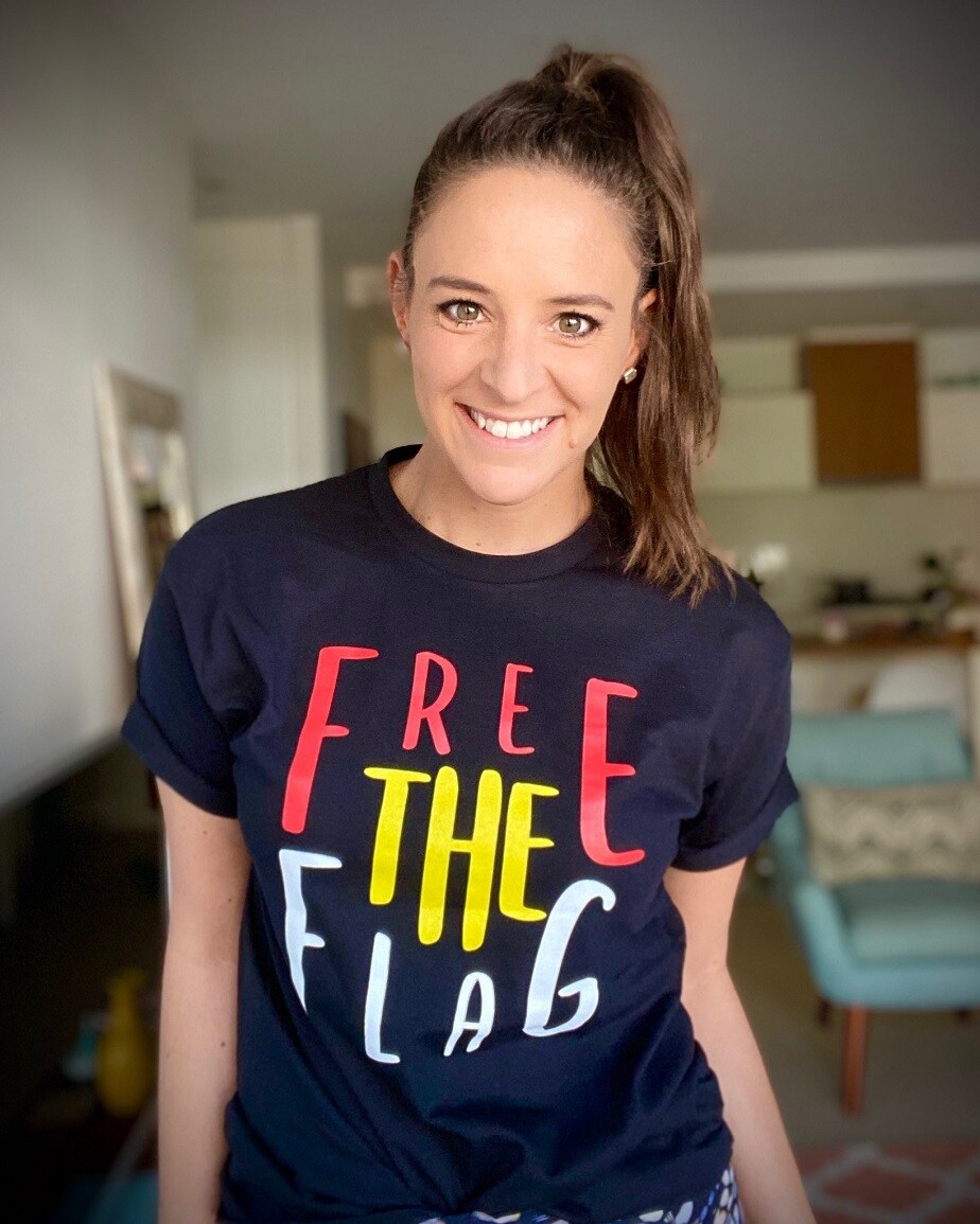  ಕನ್ನಡತಿ ಮಯಾಂತಿ ಲ್ಯಾಂಗರ್ ಸ್ಥಾನವನ್ನ ಆಸ್ಟ್ರೇಲಿಯಾದ ಜನಪ್ರಿಯ ನಿರೂಪಕಿ ನರೋಲಿ ಮೆಂಡೋಸ್ ತುಂಬಲಿದ್ದಾರೆ.