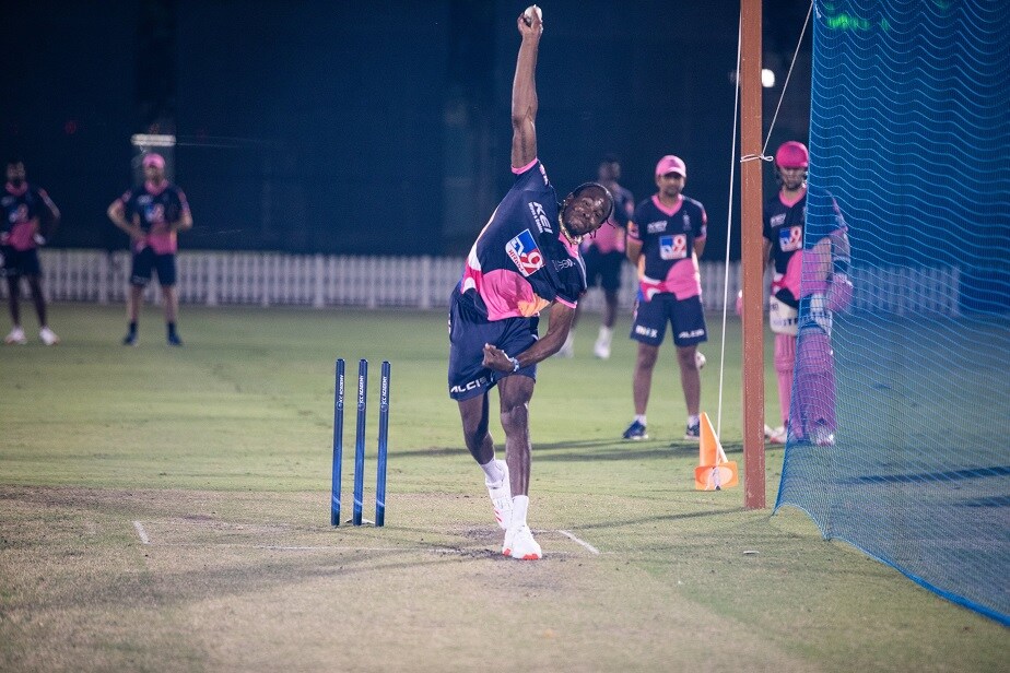  ಇನ್ನೂ ಆಲ್ರೌಂಡರ್ ಜವಾಬ್ದಾರಿ ಟಾಮ್ ಕುರ್ರನ್ ಹಾಗೂ ಶ್ರೇಯಸ್ ಗೋಪಾಲ್ ಹೊತ್ತರೆ, ಬೌಲಿಂಗ್​ನಲ್ಲಿ ಜೋಫ್ರಾ ಆರ್ಚರ್, ಜೈದೇವ್ ಉನಾದ್ಕಟ್ ಹಾಗೂ ವರುಣ್ ಆರುಣ್ ಬೆಂಕಿಯ ಚೆಂಡು ಉಗುಳಲು ತಯಾರಾಗಿದ್ದಾರೆ.