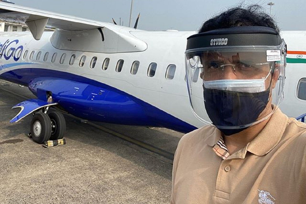  ಏನು ದಾದ ಏಕಾಂಗಿಯಾಗಿ ಪ್ರಯಾಣ ಮಾಡುತ್ತಿದ್ದೀರಾ? ಅದೂ ಎಕಾನಮಿ ಕ್ಲಾಸ್​ನಲ್ಲಿ ಎಂದು ಕೆಲವರು ತಮಾಷೆ ಮಾಡಿದ್ದಾರೆ.