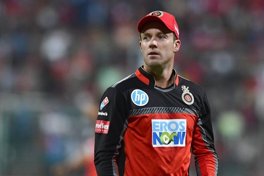  ದಕ್ಷಿಣ ಆಫ್ರಿಕಾ ಕ್ರಿಕೆಟ್ ತಂಡದ ಮಾಜಿ ನಾಯಕ, ಮಿ. 360 ಡಿಗ್ರಿ ಖ್ಯಾತಿಯ ಎಬಿ ಡಿವಿಲಿಯರ್ಸ್ ರಾಯಲ್ ಚಾಲೆಂಜರ್ಸ್ ಬೆಂಗಳೂರು ತಂಡದ ಬಹುದೊಡ್ಡ ಆಸ್ತಿ. ಕಳೆದ 9 ವರ್ಷಗಳಿಂದ ಎಬಿಡಿ ಆರ್​ಸಿಬಿ ತಂಡಕ್ಕೆ ತಮ್ಮ ಕೊಡುಗೆ ನೀಡುತ್ತಾ ಬಂದಿದ್ದಾರೆ.