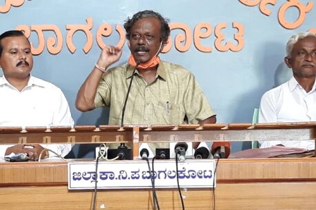 ಮಹದಾಯಿ ಅಂತಿಮ ತೀರ್ಪು ಬರುವ ಮುನ್ನವೇ ಮಲಪ್ರಭಾ ನದಿ ಒತ್ತುವರಿ ತೆರವುಗೊಳಿಸಿ ; ಅಶೋಕ್ ಚಂದರಗಿ ಆಗ್ರಹ ಮಹದಾಯಿ ಅಂತಿಮ ತೀರ್ಪು ಬರುವ ಮುನ್ನವೇ ಮಲಪ್ರಭಾ ನದಿ ಒತ್ತುವರಿ ತೆರವುಗೊಳಿಸಿ ; ಅಶೋಕ್ ಚಂದರಗಿ ಆಗ್ರಹ