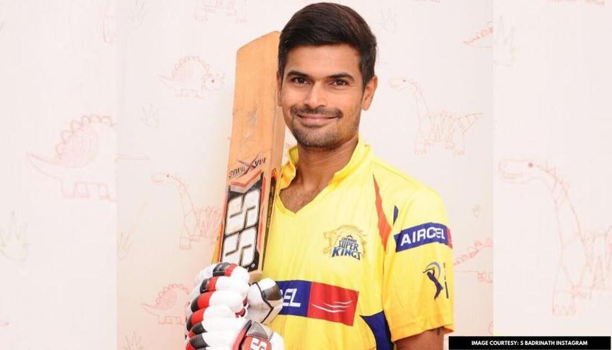  ಆದರೆ ಚೊಚ್ಚಲ ಐಪಿಎಲ್ ಹರಾಜಿಗೂ ಮುನ್ನ ಸಿಎಸ್​ಕೆ ಫ್ರಾಂಚೈಸಿಯ ಆಯ್ಕೆ ಧೋನಿ ಆಗಿರಲಿಲ್ಲ. ಬದಲಿಗೆ ವೀರೇಂದ್ರ ಸೆಹ್ವಾಗ್ ಅವರನ್ನು ಆಯ್ಕೆ ಮಾಡಿ ನಾಯಕ ಪಟ್ಟ ನೀಡುವ ಪ್ಲ್ಯಾನ್​ನಲ್ಲಿತ್ತು ಎಂಬುದನ್ನು ಚೆನ್ನೈ ತಂಡದ ಮಾಜಿ ಆಟಗಾರ ಎಸ್​.ಬದ್ರಿನಾಥ್ ತಿಳಿಸಿದ್ದಾರೆ.