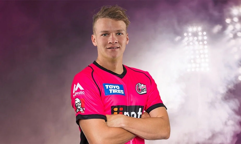  ಸದ್ಯ ಈ ಬಾರಿಯ ಐಪಿಎಲ್ ಕುರಿತು ಮಾತನಾಡಿವ ಎಬಿಡಿ ಆರ್​ಸಿಬಿ ತಂಡಲದಲ್ಲಿ ನನ್ನಂತೆಯೆ ಬ್ಯಾಟ್ ಬೀಸುವ ಯುವ ಆಟಗಾರ ಇದ್ದಾನೆ ಎಂದು ಹೇಳಿದ್ದಾರೆ.