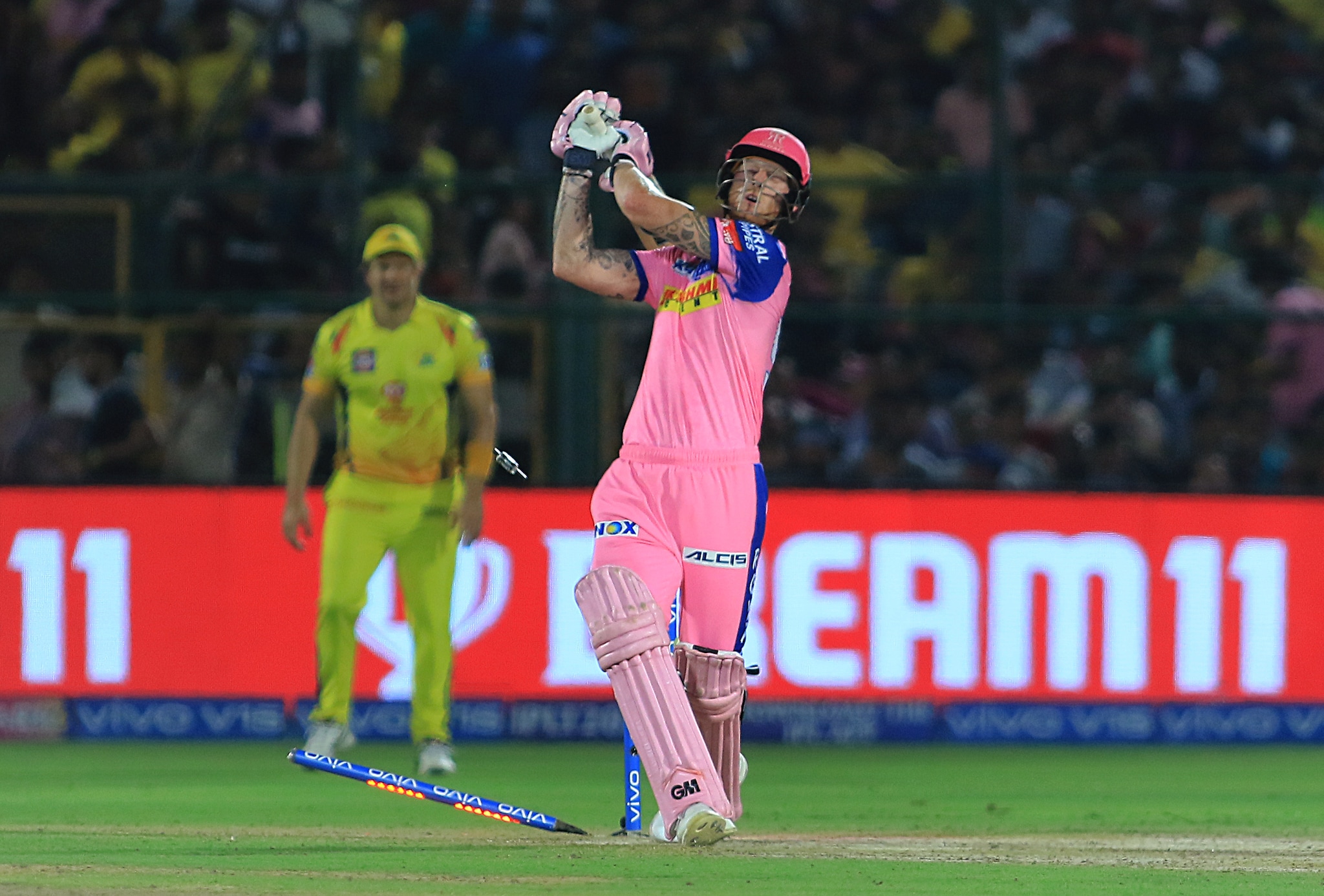  ಇಂಡಿಯನ್ ಪ್ರೀಮಿಯರ್ ಲೀಗ್ ಆರಂಭಕ್ಕೆ ವಾರಗಳು ಮಾತ್ರ ಉಳಿದಿರುವಾಗ ರಾಜಸ್ಥಾನ್ ರಾಯಲ್ಸ್ ಹೊಸ ತಲೆಬಿಸಿ ಶುರುವಾಗಿದೆ. ಏಕೆಂದರೆ ತಂಡದ ಪ್ರಮುಖ ಆಲ್​ರೌಂಡರ್ ಟೂರ್ನಿಯಿಂದ ಹಿಂದೆ ಸರಿಯುವ ಸಾಧ್ಯತೆಗಳಿವೆ.