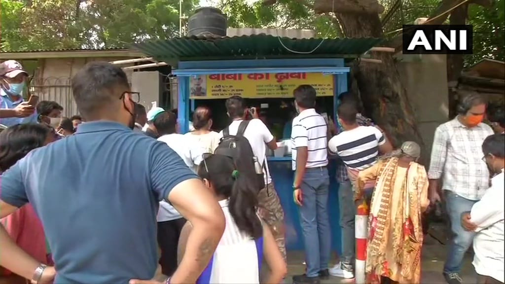 Baba Ka Dhabha, Malviya Nagar, Kanta Prasad, ಬಾಬಾ ಕ ಡಾಬ, ಕಾಂತ ಪ್ರಸಾದ್, 80 ವರ್ಷದ ವೃದ್ಧ ದಂಪತಿ, ಸಾಮಾಜಿ ಜಾಲತಾಣ, ವೈರಲ್ ವಿಡಿಯೋ ದೆಹಲಿ, ಮಾಲ್ವೀಯ ನಗರ ದೆಹಲಿ