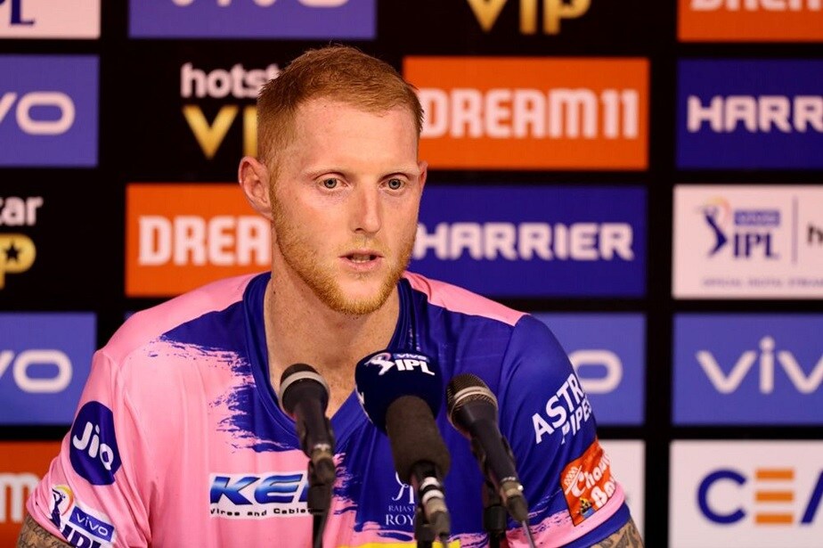  ಈ ನಡುವೆ ಇಂಡಿಯನ್ ಪ್ರೀಮಿಯರ್ ಲೀಗ್ 13ನೇ ಆವೃತ್ತಿಯಲ್ಲಿ ಪಾಲ್ಗೊಳ್ಳಲು ಇಂಗ್ಲೆಂಡ್​ನ ಆಲ್ರೌಂಡರ್ ಬೆನ್ ಸ್ಟೋಕ್ಸ್ ಎಂಟ್ರಿ ಕೊಡುತ್ತಿದ್ದಾರೆ. ರಾಜಸ್ಥಾನ ರಾಯಲ್ಸ್ ತಂಡ ಕೂಡಿಕೊಳ್ಳಲು ಇಂದು ರಾತ್ರಿ ಯುಎಇಗೆ ಬಟ್ಲರ್ ಆಗಮಿಸಲಿದ್ದಾರೆ.