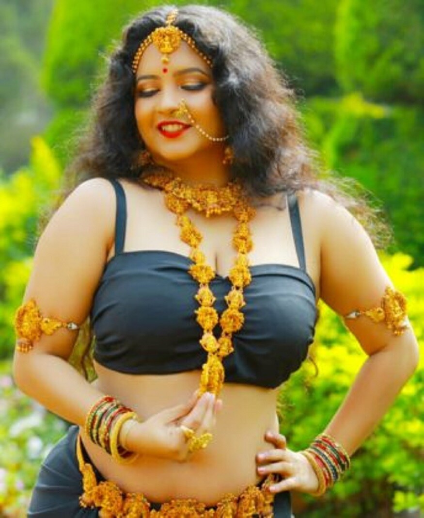 Actress Shubha Poonja cry, bigg boss kannada 8, bigg boss kannada season 8, Bigg Boss kannada 8, ಶುಭ ಪೂಂಜಾ ಕಣ್ಣೀರು, ಬಿಗ್ ಬಾಸ್ ಕನ್ನಡ 8, Bro Gowda, Bro Gowda Love Story, Dhanushree, Divya, ಬಿಗ್ ಬಾಸ್ ಮನೆಯಲ್ಲಿ ಚಿಗುರಿದ ಪ್ರೇಮ, ಬ್ರೋ ಗೌಡನಿಗೆ ಲವ್ವಾಗಿದೆ, ಧನುಶ್ರೀ, ದಿವ್ಯಾ, Nidhi Subbaiah, BBK , bbk8, kichcha sudeep,bbk8 contestant, who will win bbk8 colors kannada, kannada bigg boss, ಬಿಗ್ ಬಾಸ್ 8, ಕನ್ನಡ ಬಿಗ್ ಬಾಸ್,