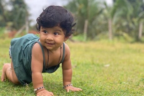 ಮಗಳಿಗೆ ಕನ್ನಡ ಶೆಟ್ಟಿ ಎಂದು ಹೆಸರಿಟ್ಟ ಉದ್ಯಮಿ ; ಪ್ರತಾಪ್ ಶೆಟ್ಟಿಯ ಕನ್ನಡಾಭಿಮಾನಕ್ಕೆ ವ್ಯಾಪಕ ಮೆಚ್ಚುಗೆ ಮಗಳಿಗೆ ಕನ್ನಡ ಶೆಟ್ಟಿ ಎಂದು ಹೆಸರಿಟ್ಟ ಉದ್ಯಮಿ ; ಪ್ರತಾಪ್ ಶೆಟ್ಟಿಯ ಕನ್ನಡಾಭಿಮಾನಕ್ಕೆ ವ್ಯಾಪಕ ಮೆಚ್ಚುಗೆ