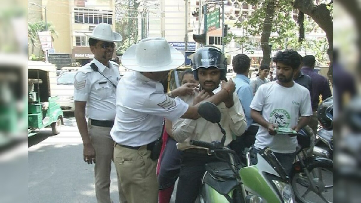 ಸಂಚಾರಿ ನಿಯಮಗಳ ಉಲ್ಲಂಘನೆ; ವಾಹನ ಸವಾರರಿಗೆ ಪೊಲೀಸರಿಂದ ಪಾಠ Traffic Police take a class who violated
