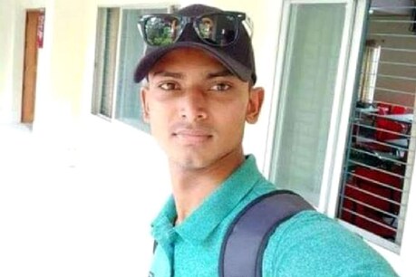 Cricketer Suicide: ಟಿ-20 ತಂಡದಲ್ಲಿ ಸ್ಥಾನ ಸಿಗದಿದ್ದಕ್ಕೆ ಬೇಸರಗೊಂಡು ಆತ್ಮಹತ್ಯೆಗೆ ಶರಣಾದ ಕ್ರಿಕೆಟಿಗ Cricketer Suicide: ಟಿ-20 ತಂಡದಲ್ಲಿ ಸ್ಥಾನ ಸಿಗದಿದ್ದಕ್ಕೆ ಬೇಸರಗೊಂಡು ಆತ್ಮಹತ್ಯೆಗೆ ಶರಣಾದ ಕ್ರಿಕೆಟಿಗ