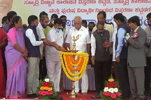 ವಿವಿಧ ಕಾಮಗಾರಿಗಳನ್ನು ಉದ್ಘಾಟಿಸಿದ ಸಿಎಂ ಬಿ ಎಸ್ ಯಡಿಯೂರಪ್ಪ