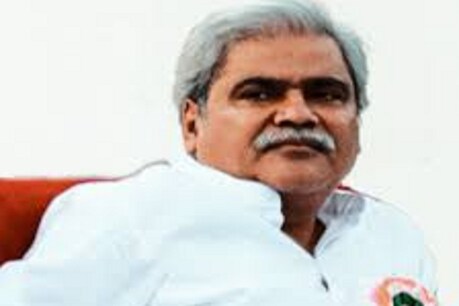 ಸಿಎಂ ಬಿಎಸ್ ಯಡಿಯೂರಪ್ಪ ದ್ವೇಷದ ರಾಜಕೀಯ ಮಾಡುತ್ತಿದ್ದಾರೆ; ಕೈ ಶಾಸಕ ಶರಣಬಸಪ್ಪಗೌಡ ಆಕ್ರೋಶ ಸಿಎಂ ಬಿಎಸ್ ಯಡಿಯೂರಪ್ಪ ದ್ವೇಷದ ರಾಜಕೀಯ ಮಾಡುತ್ತಿದ್ದಾರೆ; ಕೈ ಶಾಸಕ ಶರಣಬಸಪ್ಪಗೌಡ ಆಕ್ರೋಶ