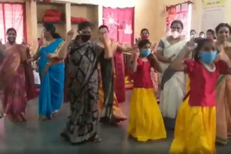 ಹುಬ್ಬಳ್ಳಿಯಲ್ಲಿ ಸಚಿವೆ ಶಶಿಕಲಾ ಜೋಲ್ಲೆ ಡ್ಯಾನ್ಸ್; ಮರಾಠಿಗರು ಕನ್ನಡಿಗರೇ ಎಂದ ಮರಾಠಾ ಸಮಾಜ ಹುಬ್ಬಳ್ಳಿಯಲ್ಲಿ ಸಚಿವೆ ಶಶಿಕಲಾ ಜೋಲ್ಲೆ ಡ್ಯಾನ್ಸ್; ಮರಾಠಿಗರು ಕನ್ನಡಿಗರೇ ಎಂದ ಮರಾಠಾ ಸಮಾಜ