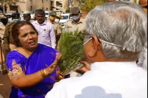 ಬಾಯಕ್ಕ ಮೇಟಿ - ಡಿಸಿಎಂ ಗೋವಿಂದ ಕಾರಜೋಳ