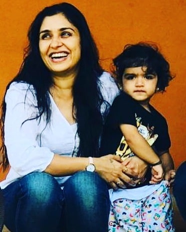  ಇದೇ ವೇಳೆ ನಟಿ ಕೊರೋನಾ ಎರಡನೇ ಅಲೆಯನ್ನು ಜನರು ನಿರ್ಲಕ್ಷಿಸಬಾರದು. ಸೂಕ್ತ ಮುನ್ನೆಚ್ಚರಿಕೆವಹಿಸಬೇಕು ಎಂದು ಮನವಿ ಮಾಡಿದ್ದಾರೆ