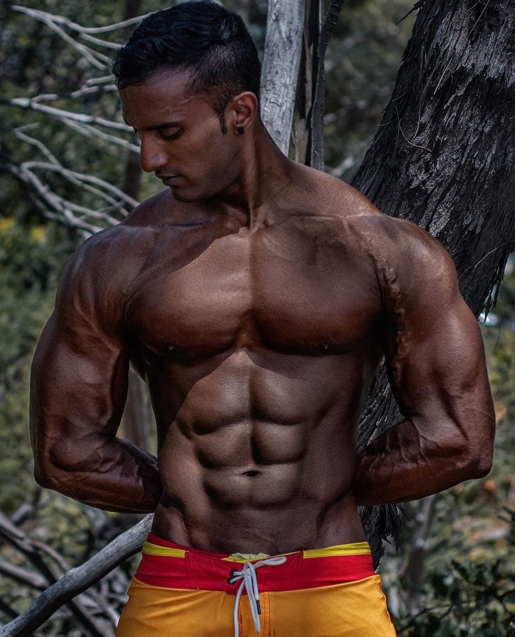 Body Builder, Manoj Mukunda, Manoj Mukund, Singapore, Karnataka, ಬಾಡಿ ಬಿಲ್ಡರ್, ಮನೋಜ್ ಮುಕುಂದ, ಬಾಡಿ ಬಿಲ್ಡರ್ ಮನೋಜ್ ಮುಕುಂದ