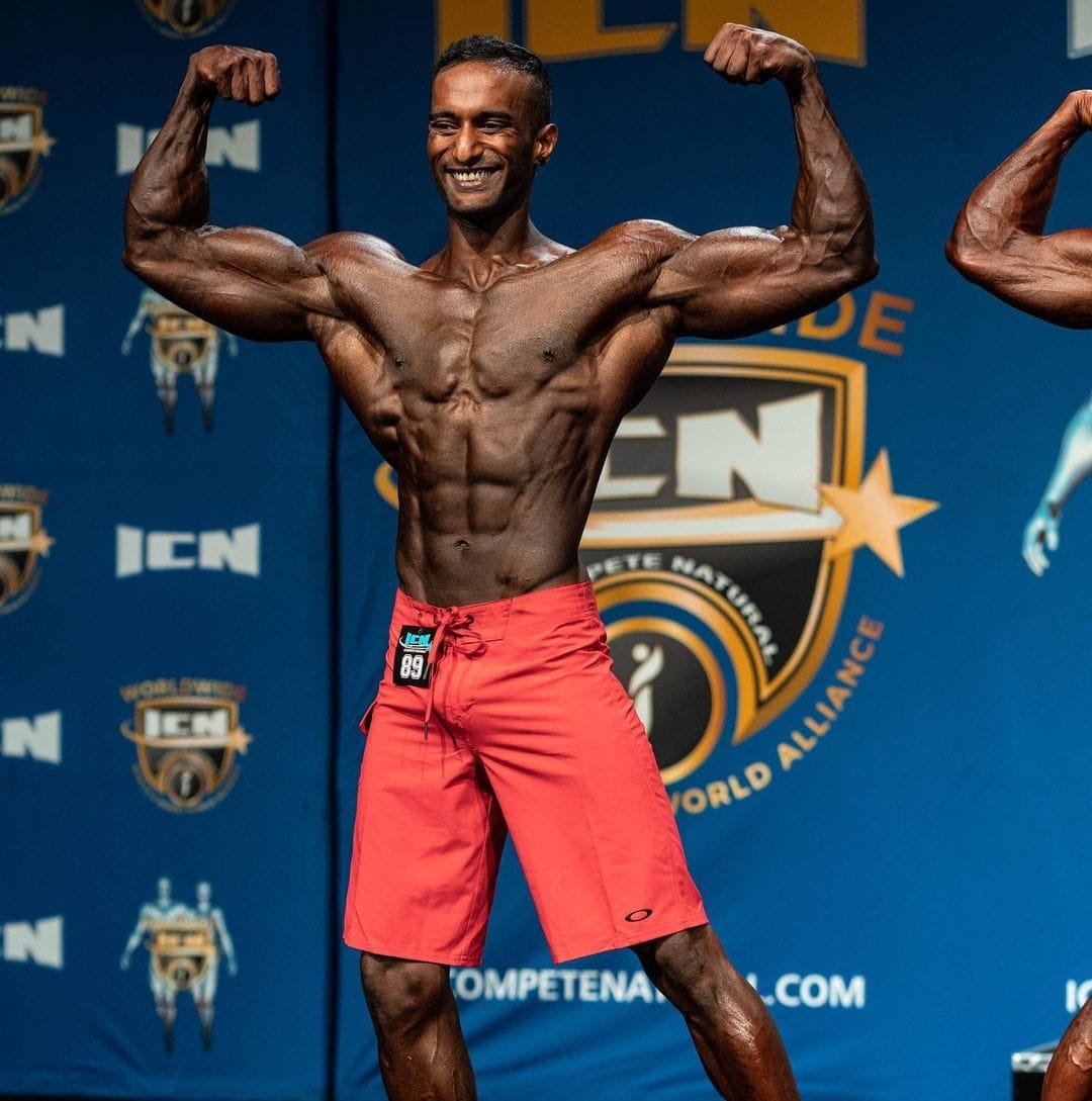 Body Builder, Manoj Mukunda, Manoj Mukund, Singapore, Karnataka, ಬಾಡಿ ಬಿಲ್ಡರ್, ಮನೋಜ್ ಮುಕುಂದ, ಬಾಡಿ ಬಿಲ್ಡರ್ ಮನೋಜ್ ಮುಕುಂದ