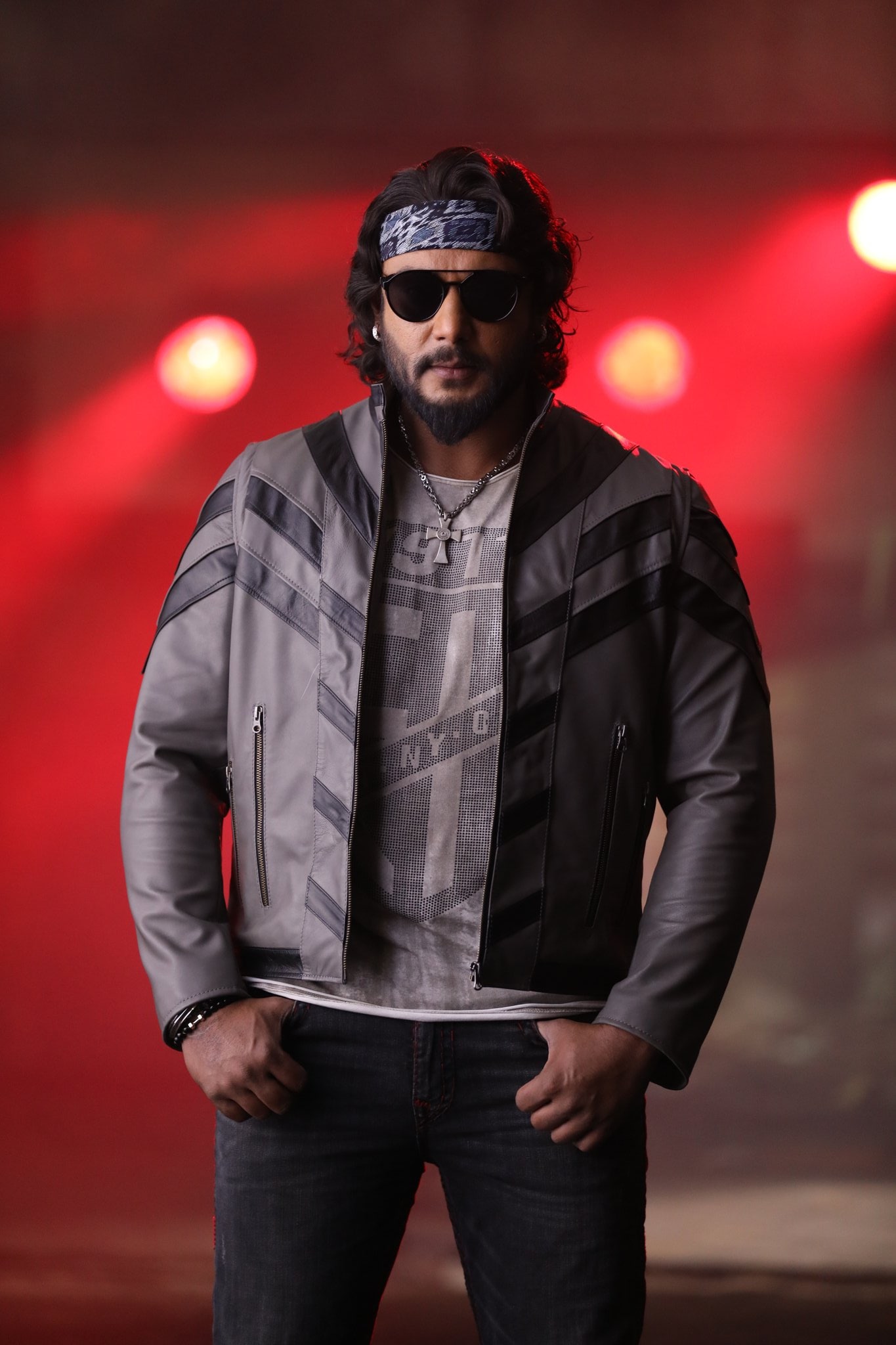 Kannu Hodiyaka song, Roberrt Release date, ದರ್ಶನ್, ಕಣ್ಣು ಹೊಡಿಯಾಕಾ ಹಾಡು, ಆಶಾ ಭಟ್, ತರುಣ್ ಸುಧೀರ್, Roberrt movie releasing on march 11th, Kannu Hodiyaka song releasing on feb 20th, asha bhat, tharun Sudhir, Roberrt Trailer, Tollywood, Sandlawood, Happy Birthday darshan, Happy Birthday DBoss, Roberrt Telugu Trailer, Roberrt Kannada Trailer, Sandalwood, Darshan Birthday, Roberrt, Tharun Sudhir, Roberrt Trailer, Tollywood, ದರ್ಶನ್, ಹುಟ್ಟುಹಬ್ಬದ ಸಂಭ್ರಮದಲ್ಲಿ ದರ್ಶನ್, ಡಿಬಾಸ್ ಹುಟ್ಟುಹಬ್ಬ, ರಾಬರ್ಟ್ ಸಿನಿಮಾ, ಮಾರ್ಚ್ 11ಕ್ಕೆ ರಾಬರ್ಟ್ ಸಿನಿಮಾ ರಿಲೀಸ್, ರಾಬರ್ಟ್ ಟ್ರೇಲರ್ ರಿಲೀಸ್, ತೆಲುಗಿನಲ್ಲೂ ರಾಬರ್ಟ್ ಟ್ರೇಲರ್, ದರ್ಶನ್ ಹುಟ್ಟುಹಬ್ಬ, jagapathi BAbu, Ravishankar, ಜಗಪತಿಬಾಬು, ರವಿಶಂಕರ್