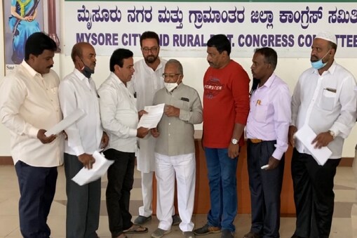 ಕಾಂಗ್ರೆಸ್​ ಕಾರ್ಯಕರ್ತರು
