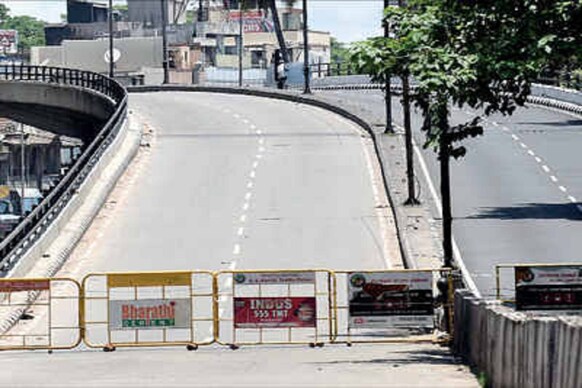 Weekend Lock Down: 57 ಗಂಟೆಗಳ ಕಾಲ ಸ್ತಬ್ಧವಾಗಲಿದೆ ಕರ್ನಾಟಕ; ಅಗತ್ಯ ಸೇವೆಗಳಿಗೆ ಮಾತ್ರ ಅವಕಾಶ