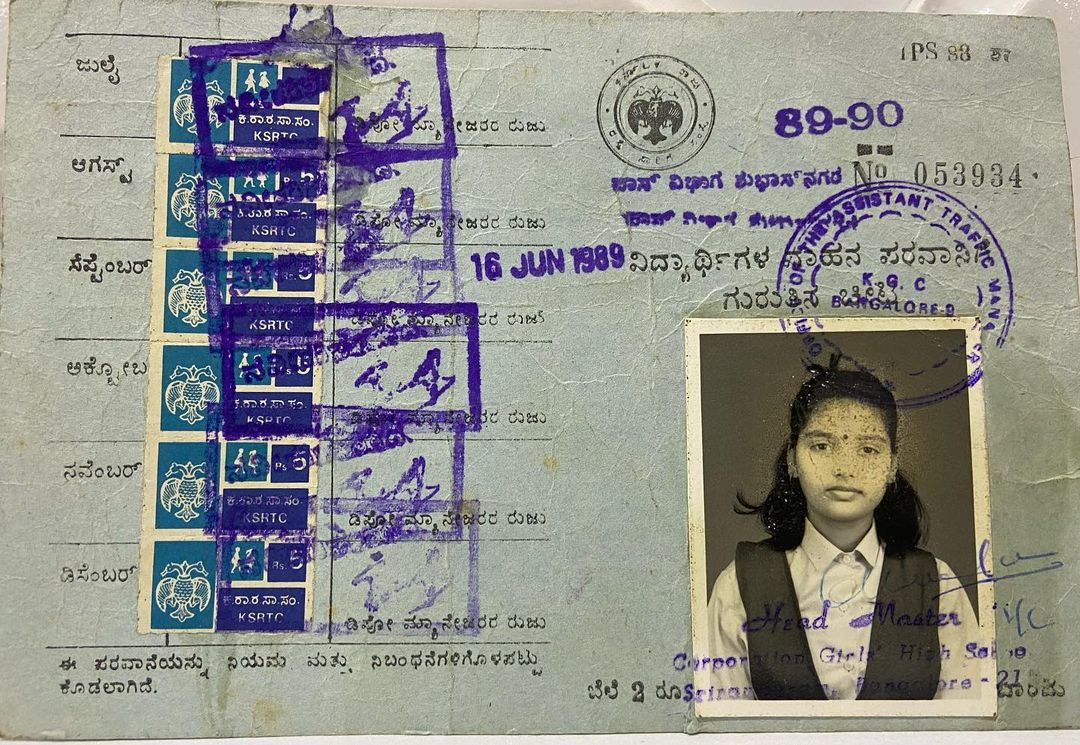 Shruthi Krishna, shruthi Krishna Bus Pass Photos, 1989 bus pass photos, Gowri Krishna, Actres Shruthi, Shruthi Mysuru, shruthi Daughter, Shruthi Ex Husband, Shruthi Husband, Sandalwood, ನಟಿ ಶ್ರುತಿ, ಶ್ರುತಿ ಕೃಷ್ಣ, ಸ್ಯಾಂಡಲ್ವುಡ್, ಪ್ರವಾಸೋದ್ಯಮ ನಿಗಮದ ಅಧ್ಯಕ್ಷೆ ಶ್ರುತಿ, ಬಿಜೆಪಿ ಶ್ರುತಿ, ಶ್ರುತಿ ಗಂಡ, ಶ್ರುತಿ ಮಗಳು ಗೌರಿ, shruthi Krishna shared her school bus pass photo in her Instagram ae