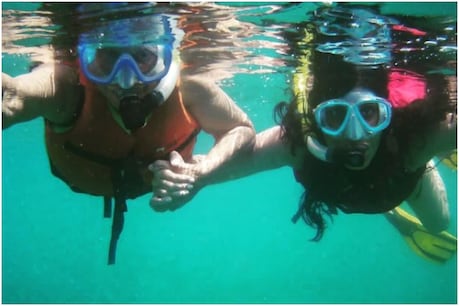 ವಾರೆವ್ಹಾ ವಹೀದಾ.. 83ರ ಇಳಿವಯಸ್ಸಿನಲ್ಲೂ ಕಡಲಾಳದಲ್ಲಿ ಈಜಿ ಸೈ ಎನಿಸಿಕೊಂಡ ಬಾಲಿವುಡ್ ನಟಿ!