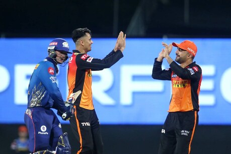 News18 Kannada - mi-vs-srh-live-score-ipl-2021-mumbai ...