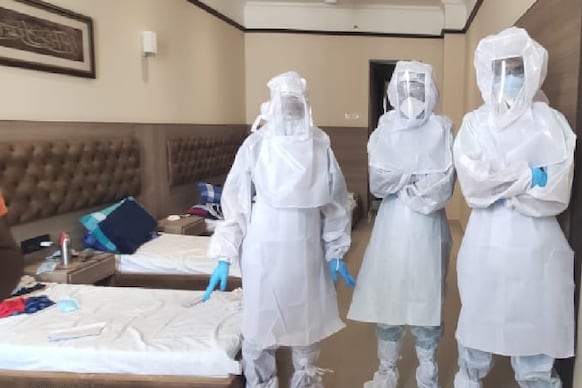 Explainer: ಕೋವಿಡ್ -19 ಸೋಂಕಿತರಿಗೆ ಆರೈಕೆ ನೀಡುವವರಾಗುವುದು ಹೇಗೆ..? ಇಲ್ಲಿದೆ ಮಾಹಿತಿ