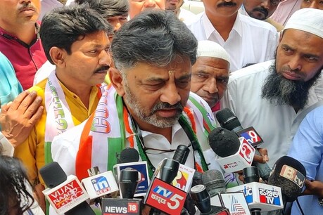 DK Brothers - ರಾಮನಗರದಲ್ಲಿ ಡಿಕೆ ಬ್ರದರ್ಸ್ ಹವಾ; ಕೈಗೆ ಜೈ ಎಂದ ಸ್ಥಳೀಯ ಜೆಡಿಎಸ್ ಮುಖಂಡರು