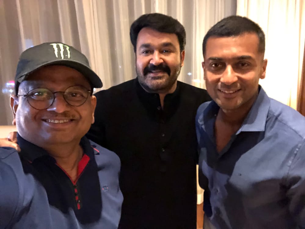  ತಮಿಳಿನಲ್ಲಿ ಸ್ಟಾರ್​ ನಟರೊಂದಿಗೆ ಕೆಲಸ ಮಾಡಿರುವ ಆನಂದ್​ ಅವರು ಕೆಲ ಸಮಯ ಫೋಟೋ ಜರ್ನಲಿಸ್ಟ್​ ಆಗಿದ್ದರು.