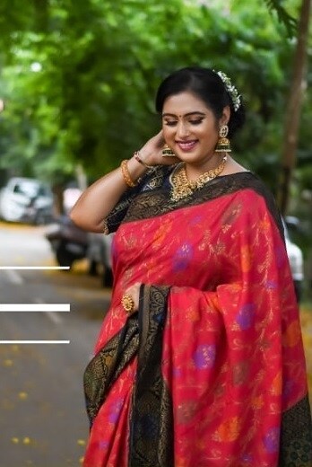  ಬಿಗ್​ ಬಾಸ್​ ಸೀಸನ್​ 8ರಿಂದ ಹೊರ ಬರುತ್ತಿದ್ದಂತೆಯೇ ಗೀತಾ ಅವರಿಗೆ ಲವ್​ ಮಾಕ್ಟೇಲ್​ ಸಿನಿಮಾದ ತೆಲುಗು ರಿಮೇಕ್​ನಲ್ಲಿ ಅಭಿನಯಿಸಲು ಅವಕಾಶ ಸಿಕ್ಕಿದೆ.