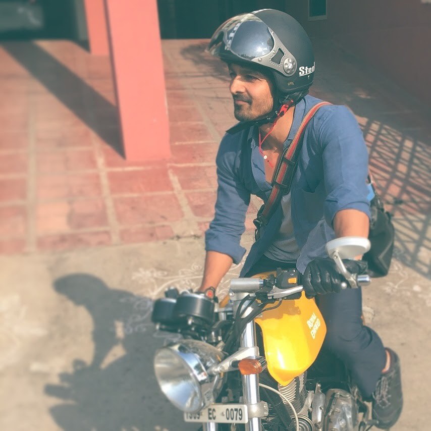  ಕೊರೋನಾ 2ನೇ ಅಲೆಯಿಂದಾಗಿ ಹೆಚ್ಚುತ್ತಿರುವ ಸೋಂಕಿತರ ಸಂಖ್ಯೆ ಒಂದು ಕಡೆಯಾದರೆ, ಆಮ್ಲಜಕದ ಕೊರತೆಯಿಂದಾಗಿ ಸೋಂಕಿತರು ಸಂಕಷ್ಟದಲ್ಲಿರೋದು ಮತ್ತೊಂದು ಕಡೆ.