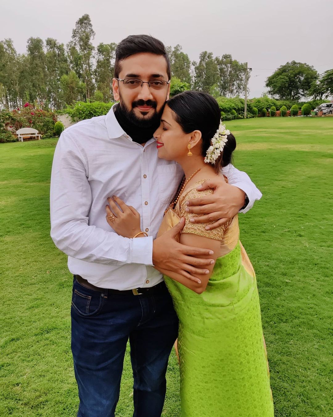  ಹೌದು, ಶ್ವೇತಾ ಚೆಂಗಪ್ಪ ದಂಪತಿ ಇಂದು ವಿವಾಹ ವಾರ್ಷಿಕೋತ್ಸವದ ಸಂಭ್ರಮದಲ್ಲಿದ್ದಾರೆ.