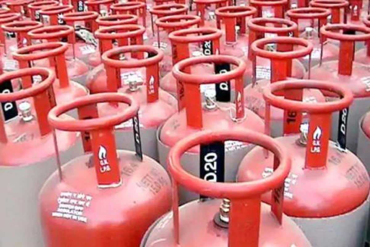 Find how much gas is left in LPG cylinder with this wet cloth trick