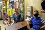 Kolkata: ಅಕ್ರಮ ಸಿಗರೇಟು ದಾಸ್ತಾನು; ಸೀಜ್​ ಮಾಡಲು ಬಂದ ಆದಾಯ ತೆರಿಗೆ ಅಧಿಕಾರಿಗಳಿಗೆ ಬೆದರಿಕೆ, ಹೈಡ್ರಾಮ