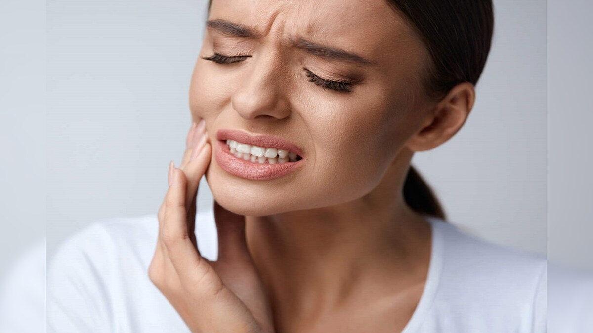 Home Remedies For Toothache ಹಲ್ಲು ನೋವು ಹೆಚ್ಚಾಗ್ತಿದೆಯಾ? ಹಾಗಾದ್ರೆ ಇದನ್ನು