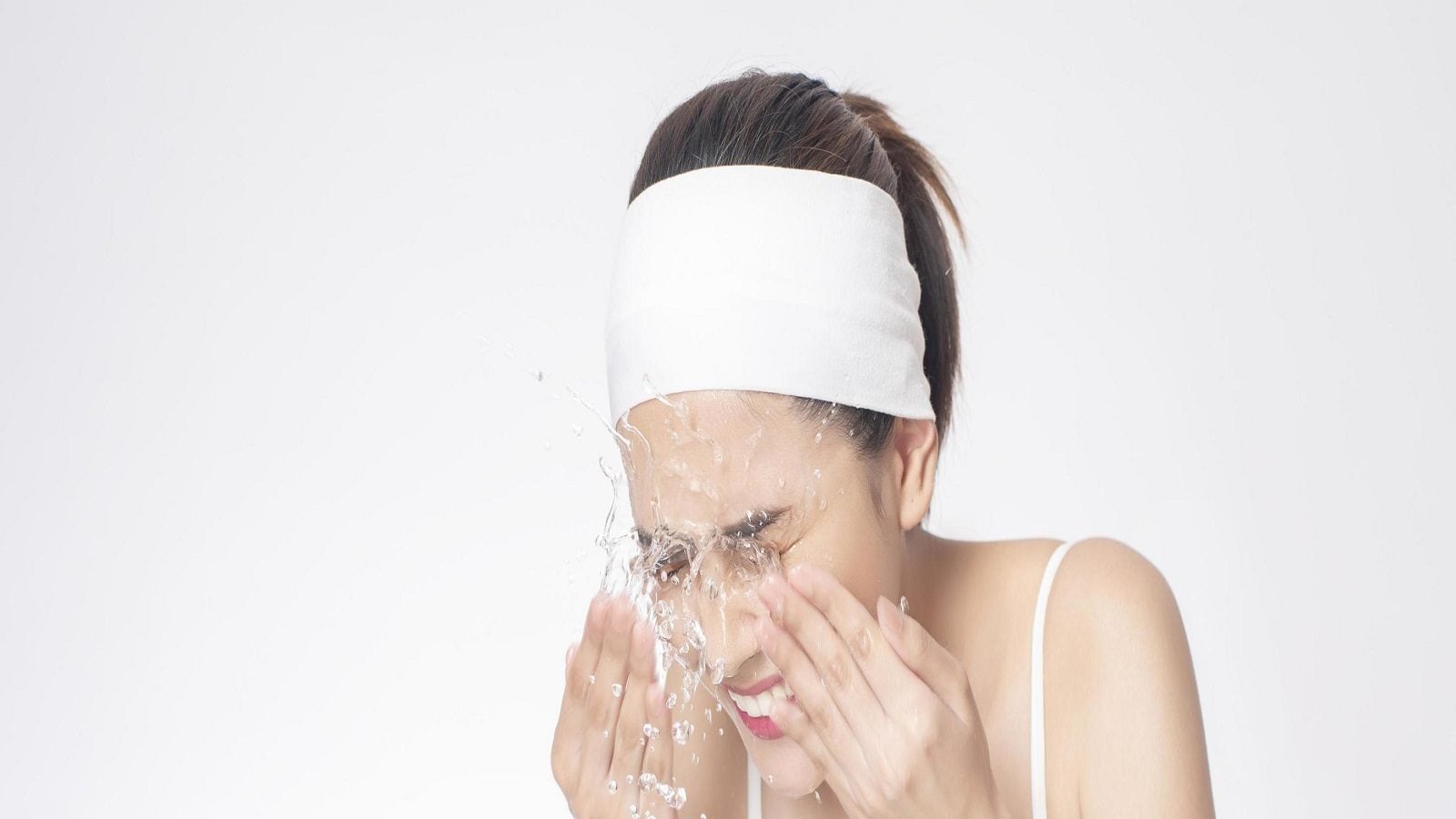do you washing your face very frequently effects your skin Face Wash