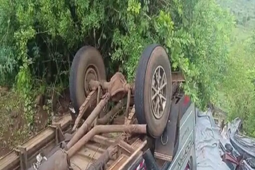 ಅಪಘಾತಕ್ಕೀಡಾದ ಕ್ರೂಸರ್ ವಾಹನ