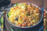 Chicken Dum Biryani: ಧಮ್​ ಇದ್ಯಾ? ಹಾಗಿದ್ರೆ ಮಧ್ಯಾಹ್ನ ಧಮ್ ಬಿರಿಯಾನಿ ಮಾಡಿ ಸೇವಿಸಿ
