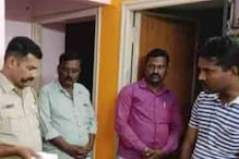 Hubballi: ಜೂಜಾಡುತ್ತಿದ್ದ ನಾಲ್ವರು ಪೊಲೀಸ್ ಸಿಬ್ಬಂದಿ ಬಂಧನ! Hubballi: ಜೂಜಾಡುತ್ತಿದ್ದ ನಾಲ್ವರು ಪೊಲೀಸ್ ಸಿಬ್ಬಂದಿ ಬಂಧನ!