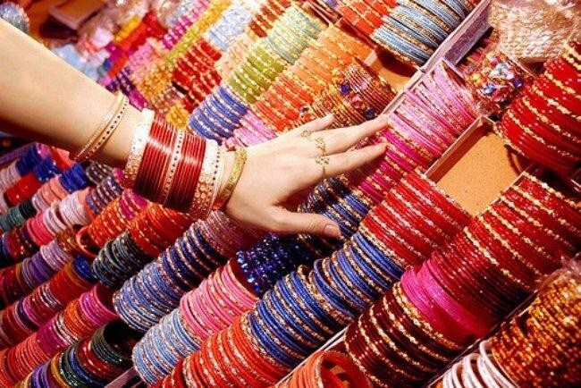 Local Bangles Bangle Stores Near Me: ಗೌರಿ ಹಬ್ಬಕ್ಕೆ ಹೊಸಾ ಡಿಸೈನ್ ಬಳೆಗಳು ಬಂದಿವೆ ...